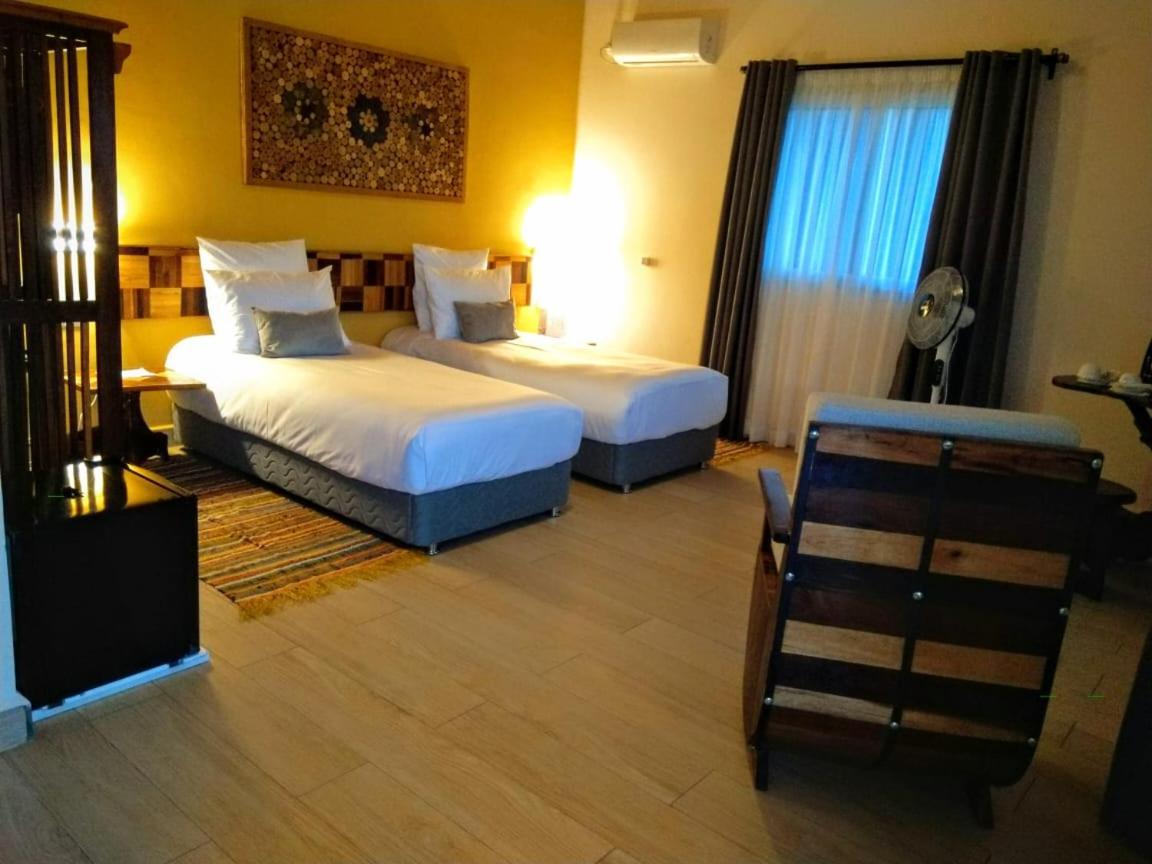 אנטסירבה Bira Hotel מראה חיצוני תמונה