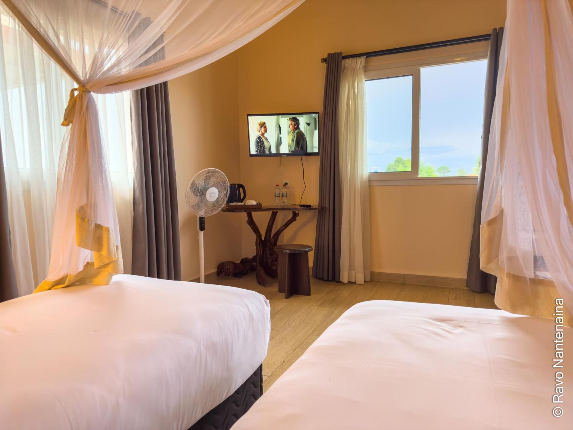 אנטסירבה Bira Hotel מראה חיצוני תמונה