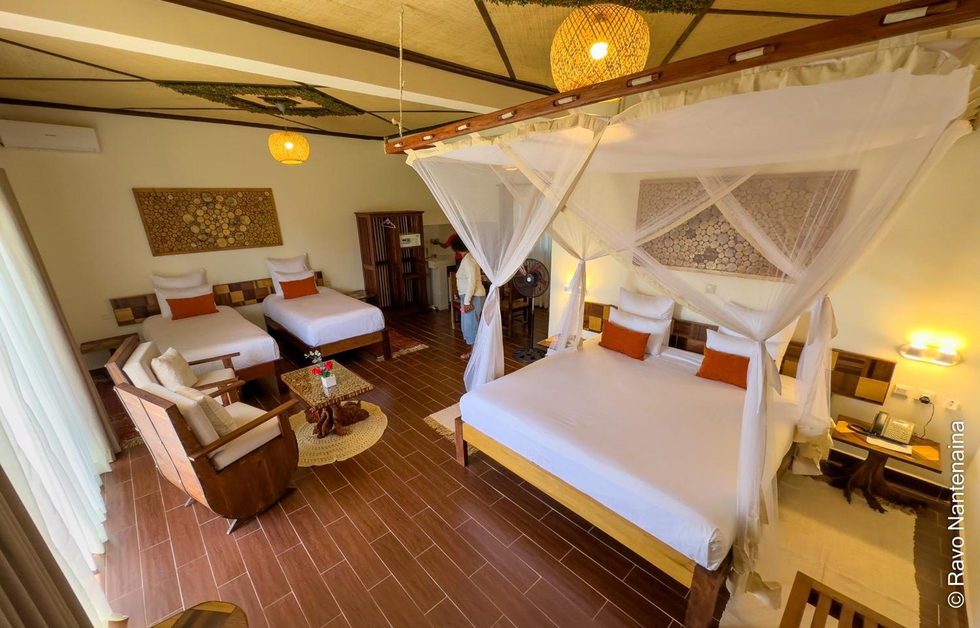 אנטסירבה Bira Hotel מראה חיצוני תמונה
