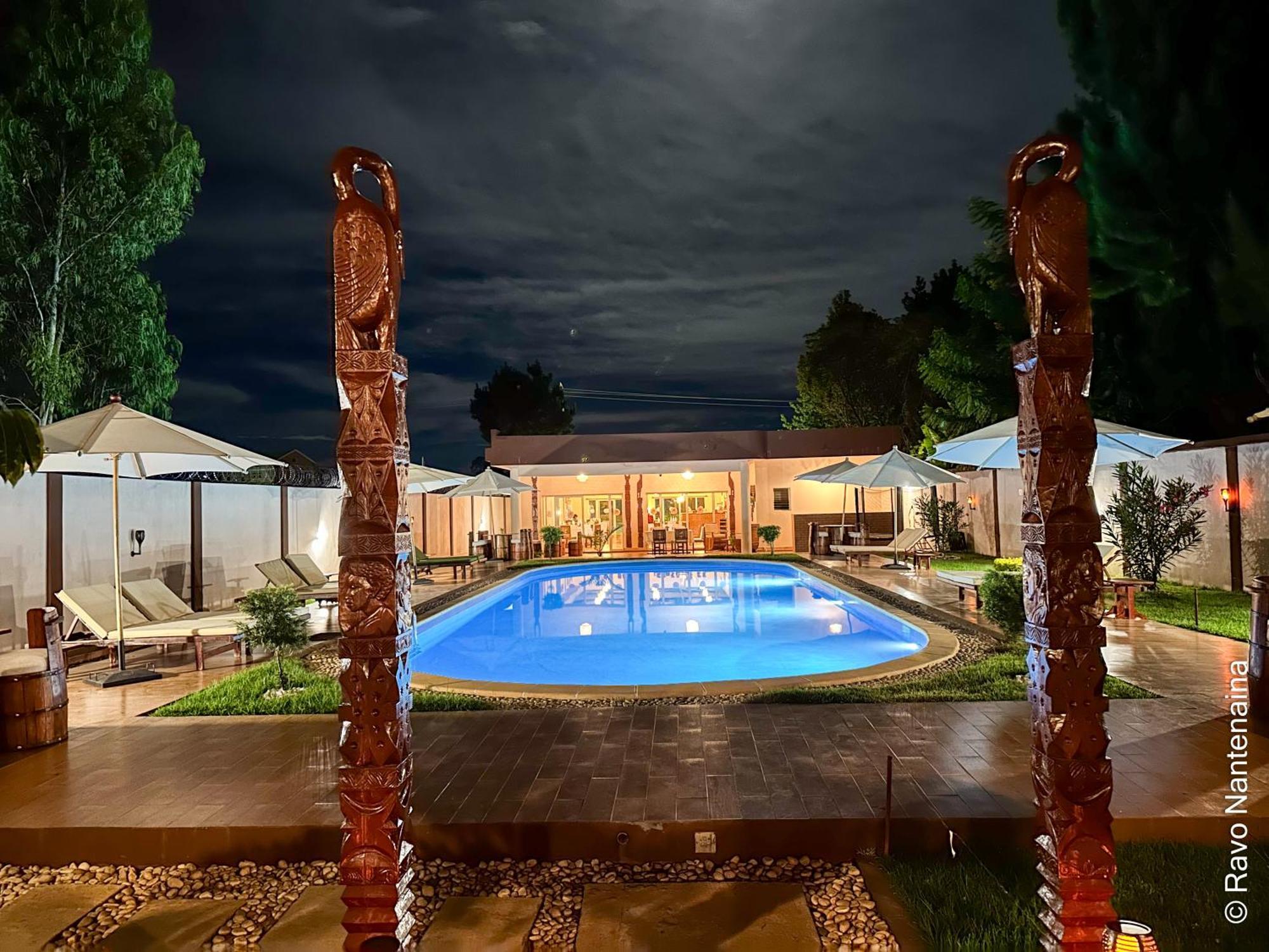 אנטסירבה Bira Hotel מראה חיצוני תמונה