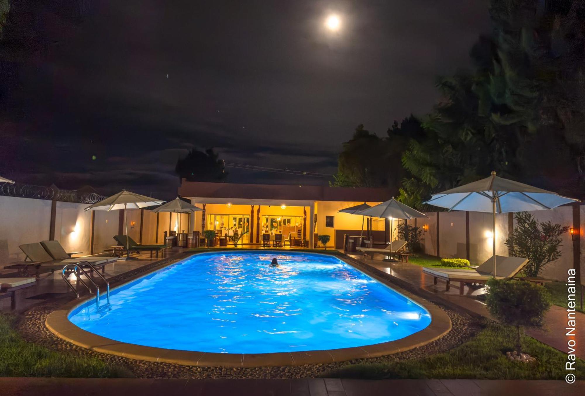 אנטסירבה Bira Hotel מראה חיצוני תמונה