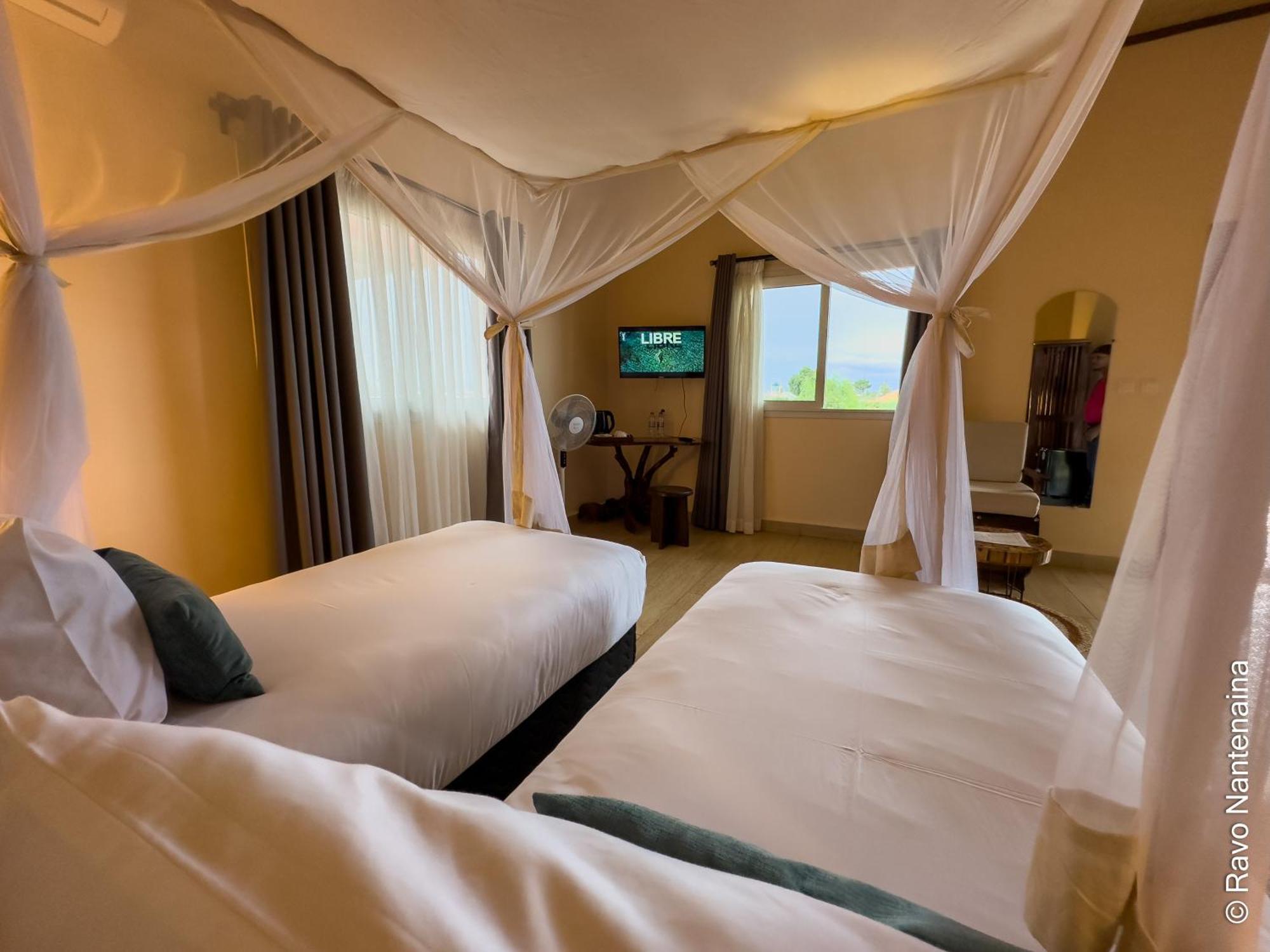אנטסירבה Bira Hotel מראה חיצוני תמונה