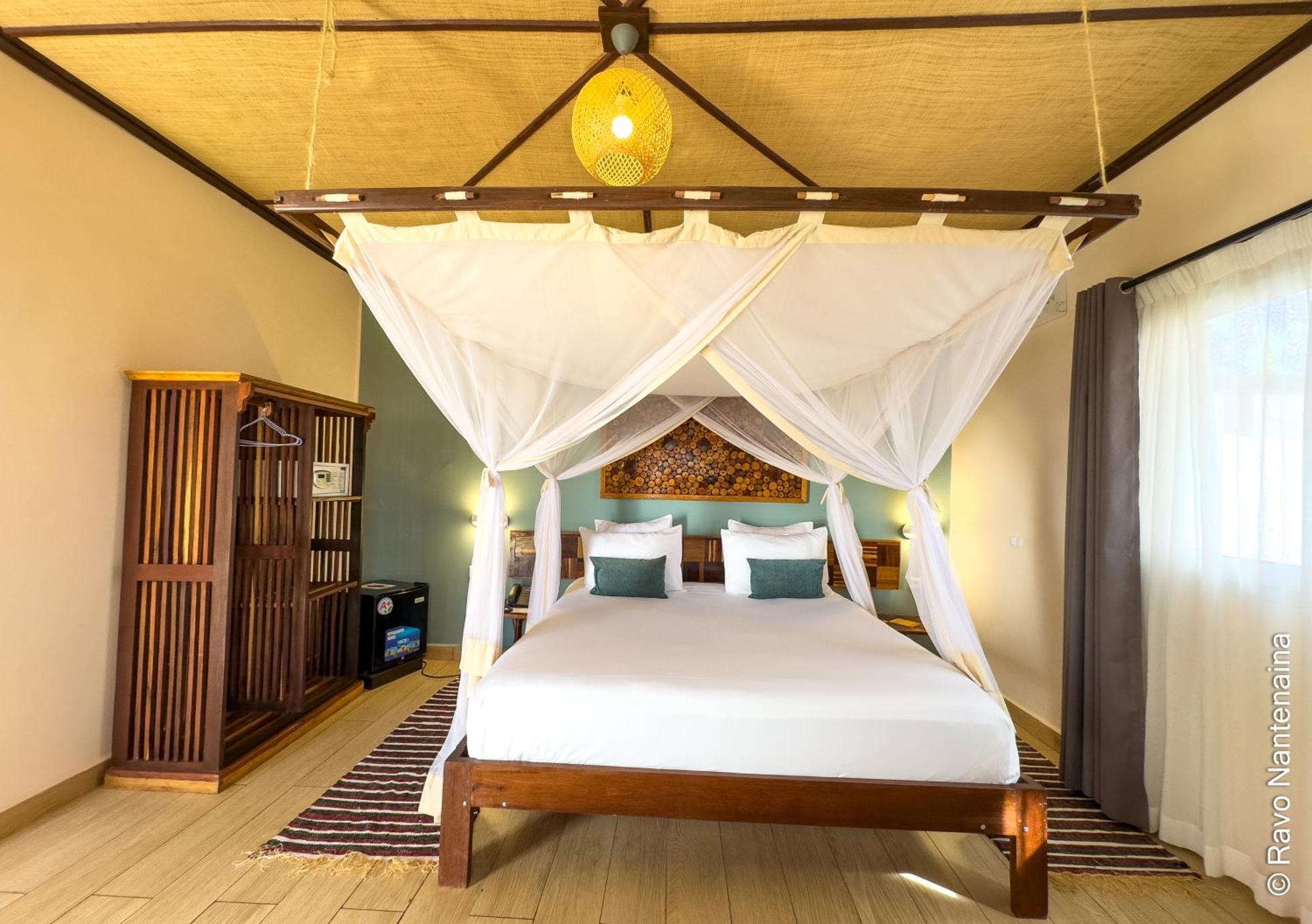 אנטסירבה Bira Hotel מראה חיצוני תמונה